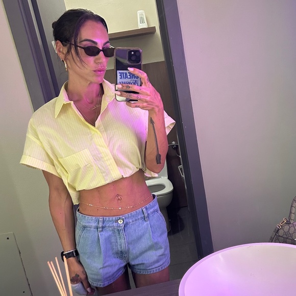 Meet your Posher, Melissa - Picture 1 of 1